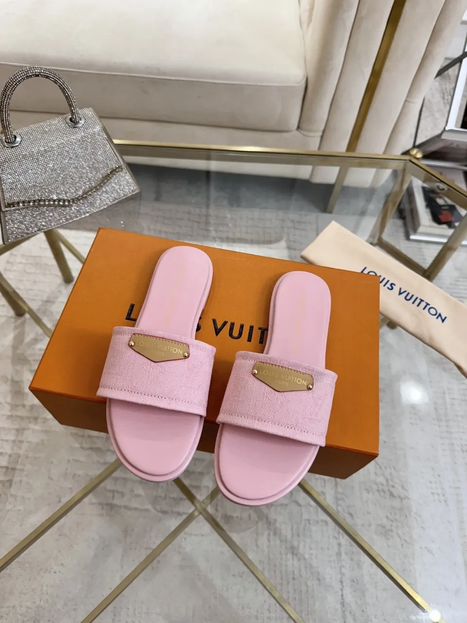 👟👟Ex-factory price 340👟👟 Genuine leather sole +40 Lv denim jacquard slippers, ex-factory price 70-43 Leather sole +40
